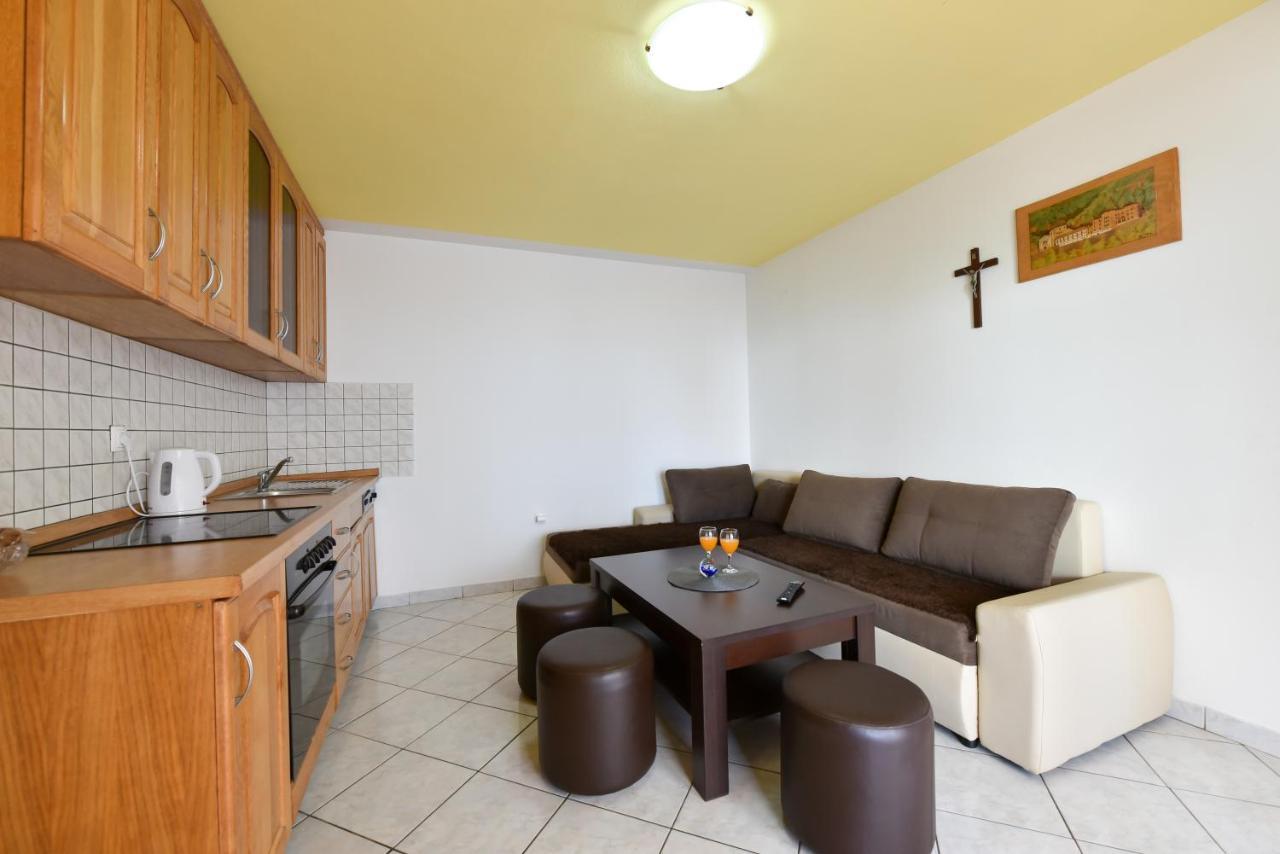 Apartments Krepo Вир Экстерьер фото